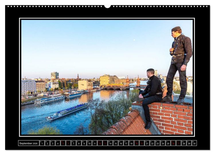 Produktbild: Schornsteinfeger &uuml;ber Berlin - Gl&uuml;cksblicke (Wandkalender 2026 DIN A2 quer), CALVENDO Monatskalender