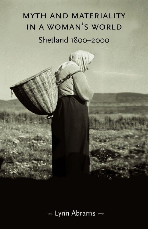 Produktbild: Myth and materiality in a woman's world