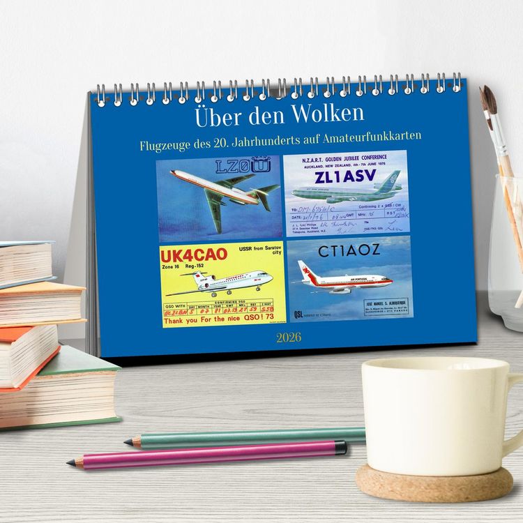 Produktbild: &Uuml;ber den Wolken - Flugzeuge des 20. Jahrhunderts auf Amateurfunkkarten (Tischkalender 2026 DIN A5 quer), CALVENDO Monatskalender
