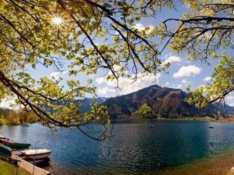 Produktbild: CALVENDO Puzzle Fr&uuml;hling am Zeller See 1000 Teile Puzzle quer | 1000 Teile Lege-Gr&ouml;&szlig;e 64 &times; 48 cm Foto-Puzzle f&uuml;r gl&uuml;ckliche Stunden