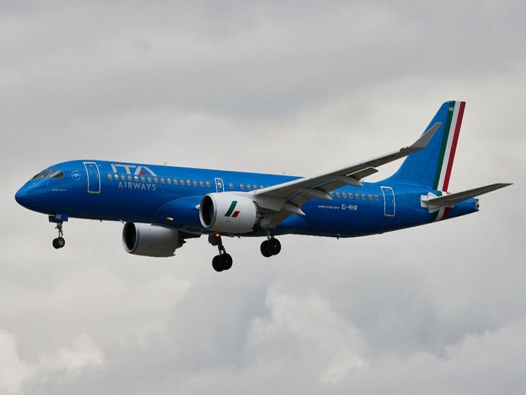 Produktbild: CALVENDO Puzzle EI-HHR - ITA Airways - Airbus A220-300 - Frankfurt Airport | 1000 Teile Lege-Gr&ouml;&szlig;e 64x48cm Foto-Puzzle f&uuml;r gl&uuml;ckliche Stunden