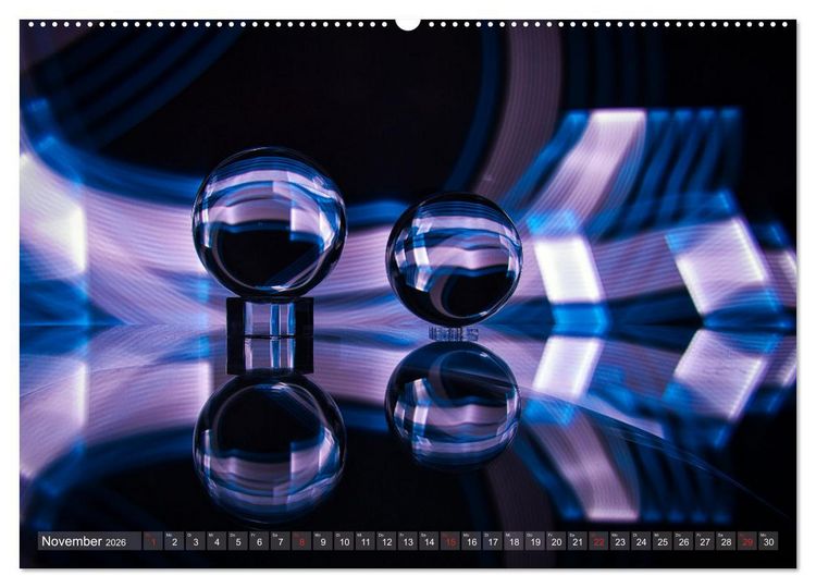 Produktbild: Glaskugeln im Licht - faszinierende Lightpaintings (hochwertiger Premium Wandkalender 2026 DIN A2 quer), Kunstdruck in Hochglanz