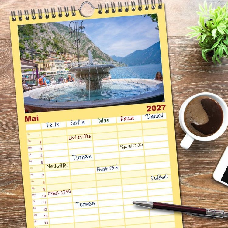 Produktbild: Familienplaner 2027 - Limone sul Garda - Traumhaftes St&auml;dtchen am Gardasee mit 5 Spalten (Wandkalender, 21 x 45 cm) CALVENDO