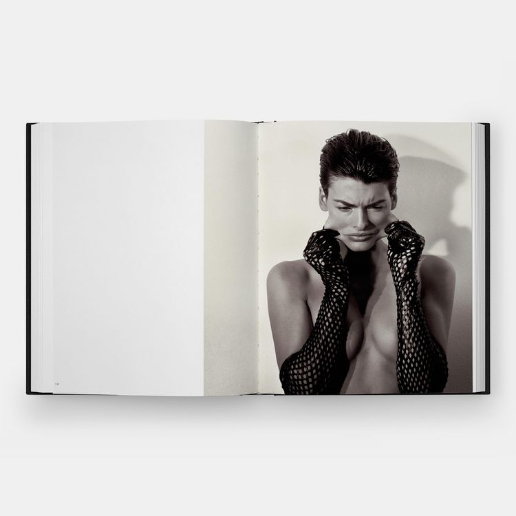 Produktbild: Linda Evangelista Photographed by Steven Meisel