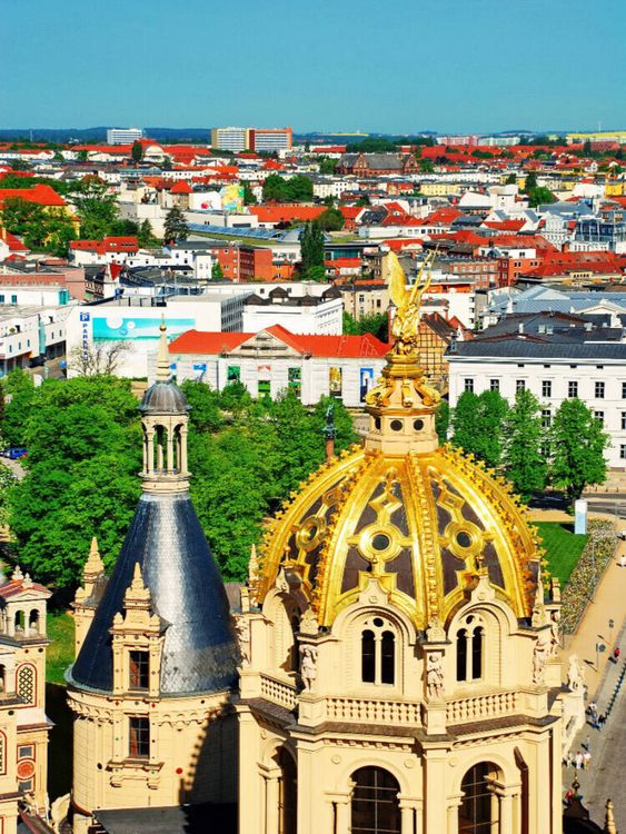 Produktbild: CALVENDO Puzzle SCH&Ouml;NES SCHWERIN | 1000 Teile Lege-Gr&ouml;&szlig;e 64x48cm Foto-Puzzle f&uuml;r gl&uuml;ckliche Stunden
