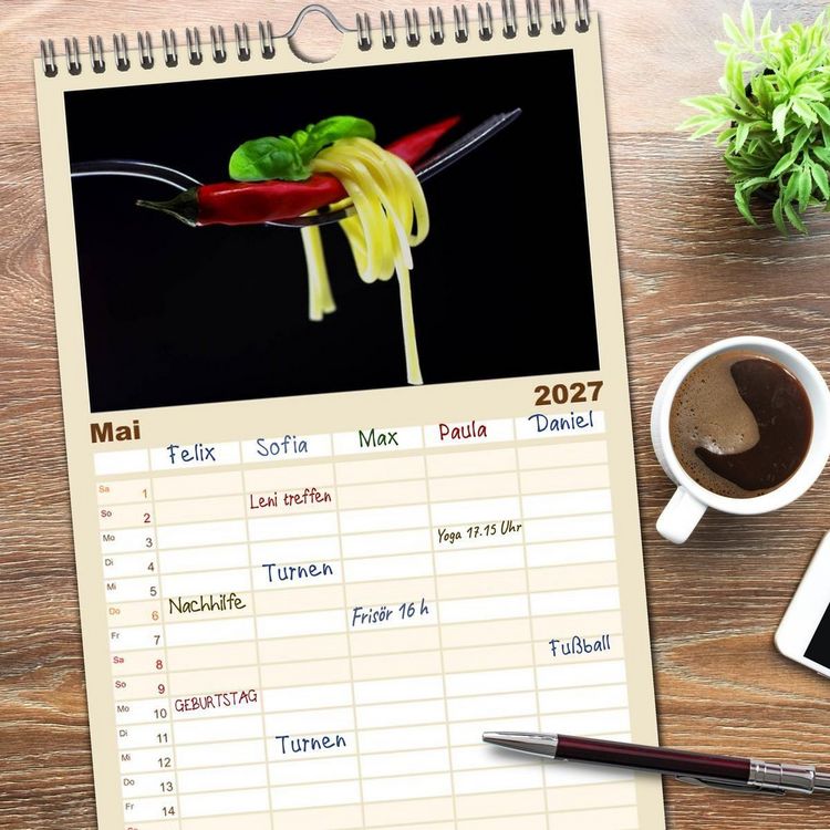 Produktbild: Familienplaner 2027 - Pasta Kreationen mit 5 Spalten (Wandkalender, 21 x 45 cm) CALVENDO