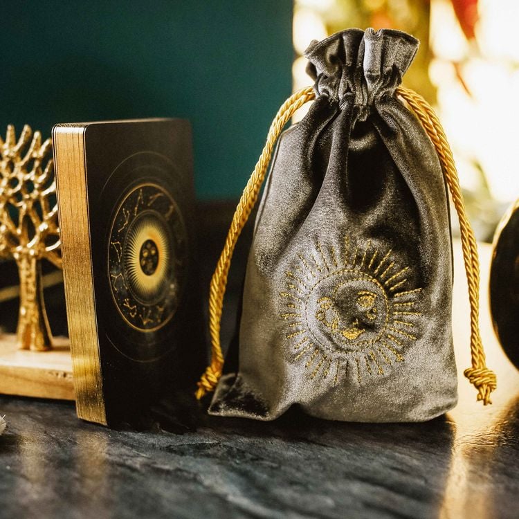 Produktbild: Astro-Cards - Luxury Edition - Box u. Karten mit Goldpr&auml;gung/Goldschnitt, limitierte u. nummerierte Ausgabe
