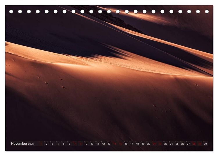 Produktbild: Atacama: Karge W&uuml;ste, m&auml;chtige Vulkane und farbenpr&auml;chtige Lagunen (Tischkalender 2026 DIN A5 quer), CALVENDO Monatskalender