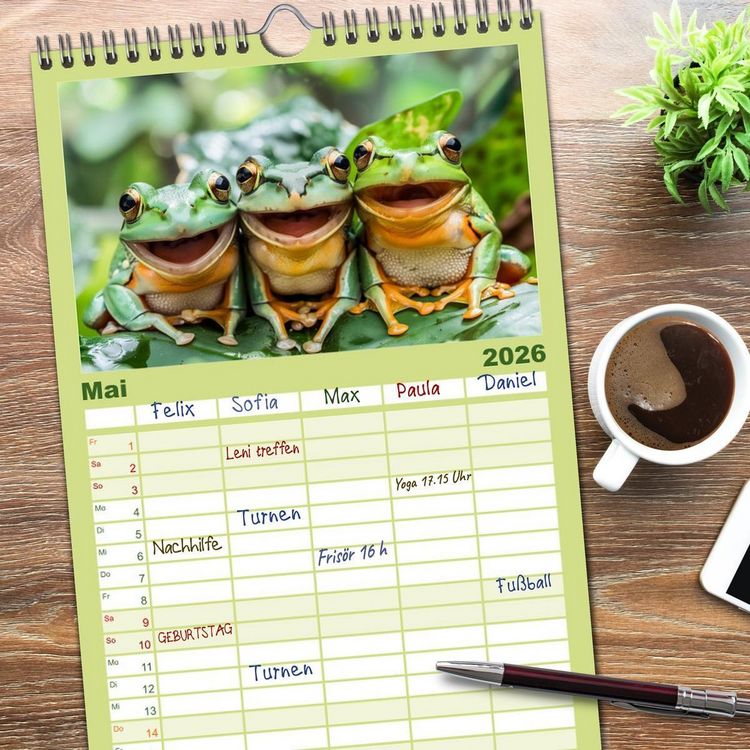 Produktbild: Familienplaner 2026 - Lustige Amphibienbande mit 5 Spalten (Wandkalender, 21 x 45 cm) CALVENDO