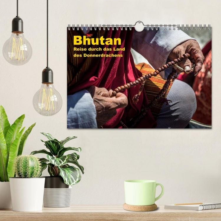 Produktbild: Bhutan - Reise durch das Land des Donnerdrachens (Wandkalender 2026 DIN A4 quer), CALVENDO Monatskalender