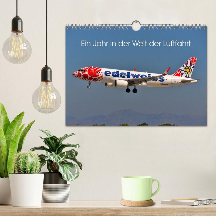 Produktbild: Ein Jahr in der Welt der Luftfahrt (Wandkalender 2026 DIN A4 quer), CALVENDO Monatskalender