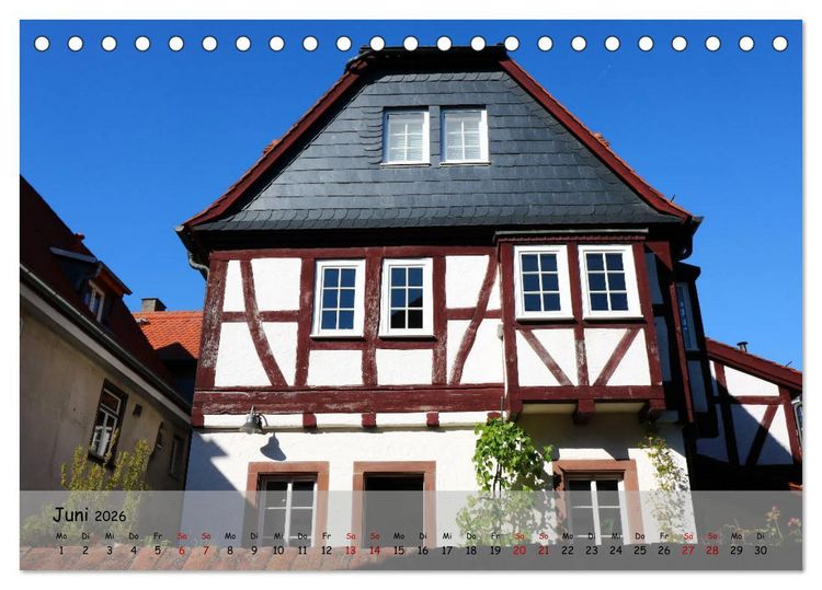 Produktbild: Fachwerkromantik in Hofheim am Taunus (Tischkalender 2026 DIN A5 quer), CALVENDO Monatskalender