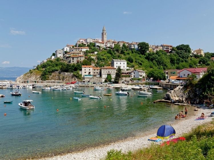 Produktbild: CALVENDO Puzzle Hafen und Altstadt von Vrbnik, Kroatien | 1000 Teile Lege-Gr&ouml;&szlig;e 64x48cm Foto-Puzzle f&uuml;r gl&uuml;ckliche Stunden