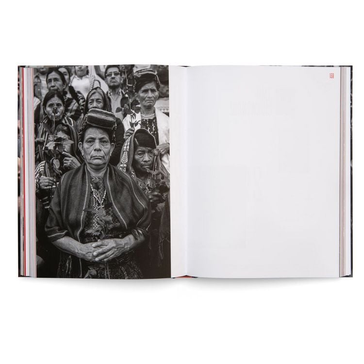 Produktbild: World Press Photo Yearbook 2026
