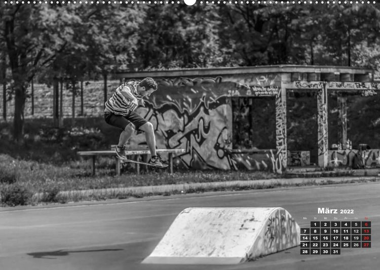 Produktbild: Auf dem Skateboard (Wandkalender 2022 DIN A2 quer)