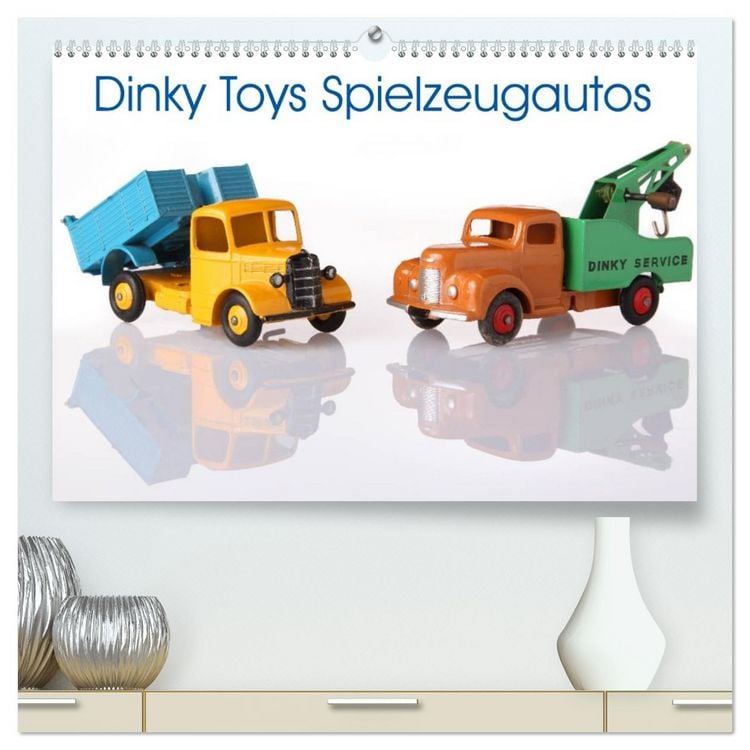 Produktbild: Dinky Toys Spielzeugautos (hochwertiger Premium Wandkalender 2026 DIN A2 quer), Kunstdruck in Hochglanz
