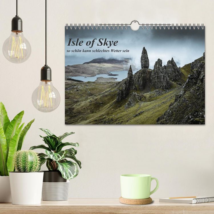 Produktbild: Isle of Skye - so sch&ouml;n kann schlechtes Wetter sein (Wandkalender 2026 DIN A4 quer), CALVENDO Monatskalender