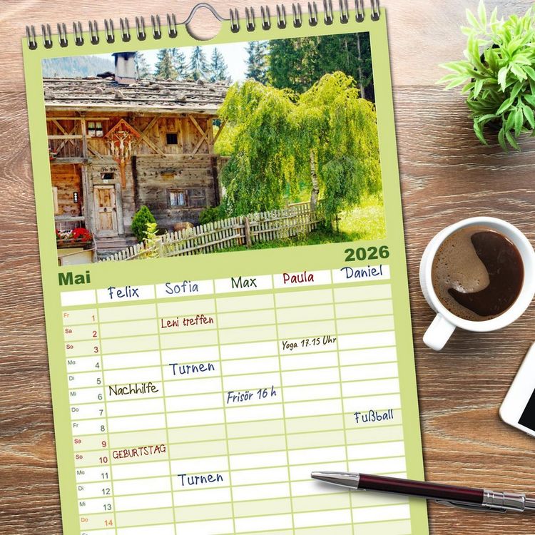 Produktbild: Familienplaner 2026 - Ultental Wundersch&ouml;ne alte Bauernh&auml;user mit 5 Spalten (Wandkalender, 21 x 45 cm) CALVENDO
