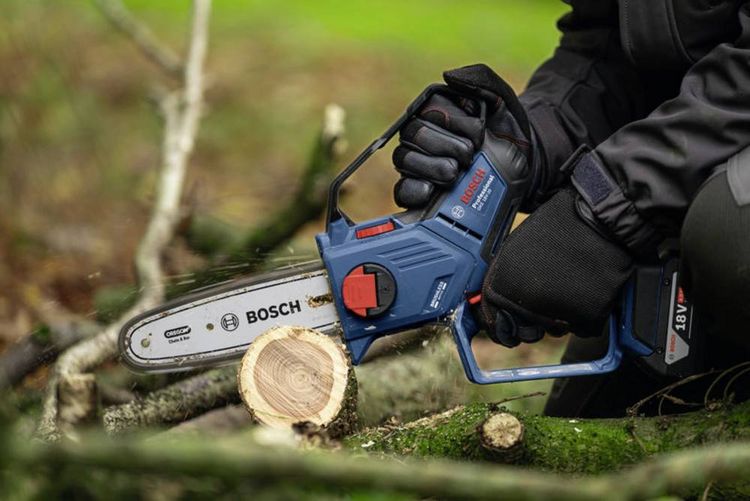 Produktbild: Bosch Professional GKE 18V-20 Akku-Asts&auml;ge 06008D7100 18V