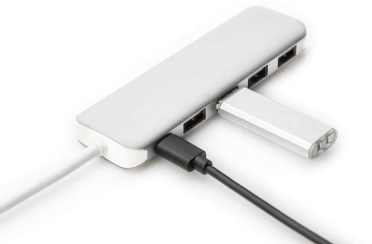 Produktbild: Digitus DA-70242-1 USB-Hub 4+1 Port USB-A USB 3.0 5 GBit/s mit Schnellladeport, mit USB-C&reg; Stecker, mit Aluminiumgeh&auml;use Silber DA-70242-1