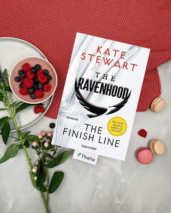 Produktbild: The Ravenhood - The Finish Line