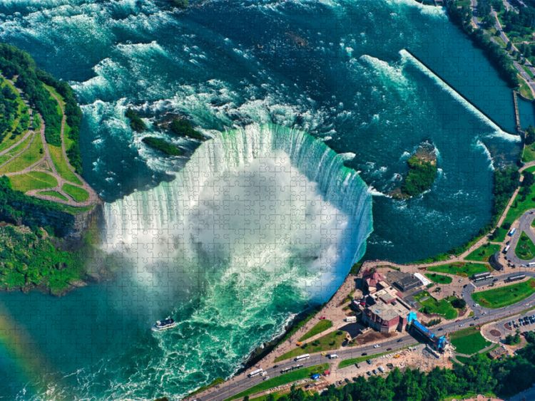 Produktbild: CALVENDO Puzzle Niagara F&auml;lle (Fallh&ouml;he 57 m, Kantenl&auml;nge 670 m), Ontario | 1000 Teile Lege-Gr&ouml;&szlig;e 64x48cm Foto-Puzzle f&uuml;r gl&uuml;ckliche Stunden