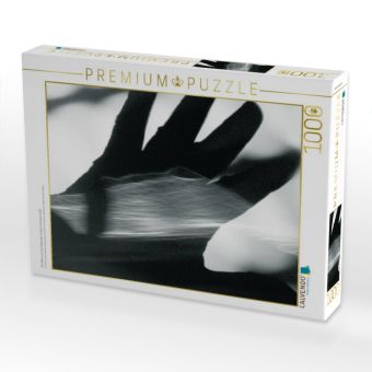 Produktbild: CALVENDO Puzzle Ein Motiv aus dem Kalender einfach schwarz-wei&szlig; | 1000 Teile Lege-Gr&ouml;&szlig;e 64x48cm Foto-Puzzle f&uuml;r gl&uuml;ckliche Stunden