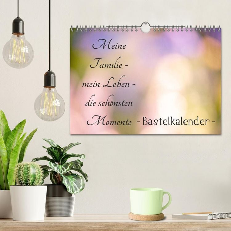 Produktbild: Meine Familie - mein Leben - die sch&ouml;nsten Momente - Bastelkalender (Wandkalender 2026 DIN A4 quer), CALVENDO Monatskalender
