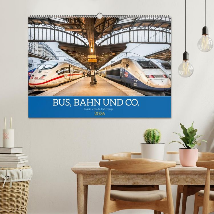 Produktbild: Bus, Bahn und Co. - Faszinierende Fahrzeuge (Wandkalender 2026 DIN A2 quer), CALVENDO Monatskalender