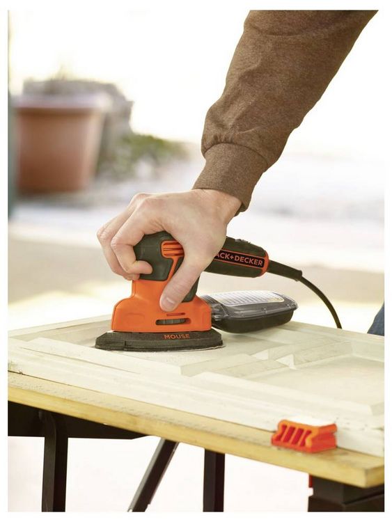 Produktbild: Black & Decker KA2000-QS Deltaschleifer mit Zubeh&ouml;r 120W