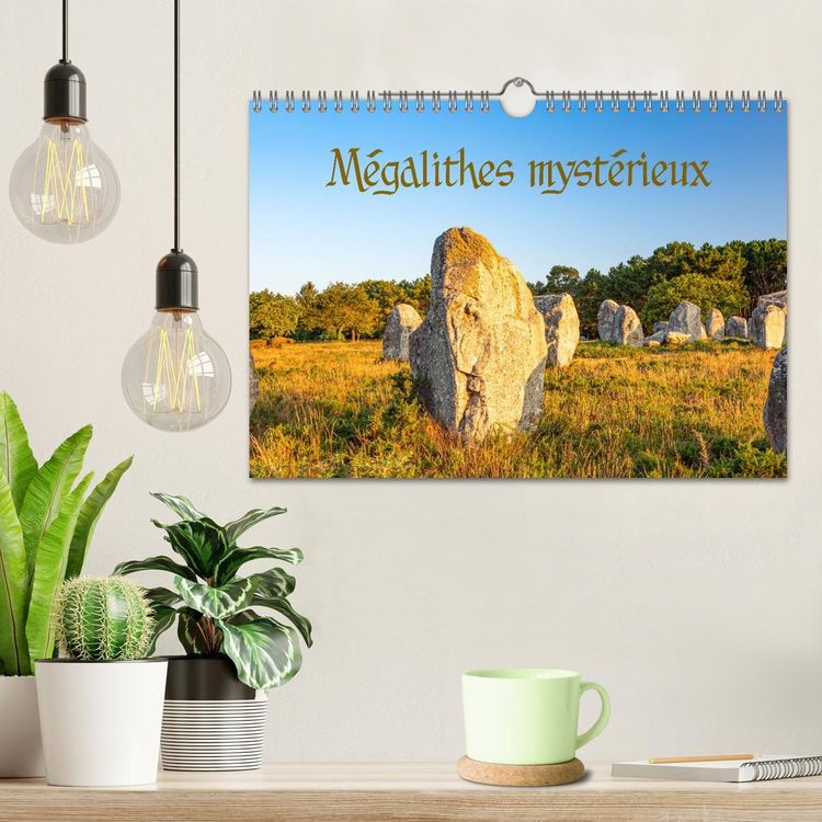 Produktbild: M&eacute;galithes myst&eacute;rieux (Calendrier mural 2026 DIN A4 vertical), CALVENDO calendrier mensuel