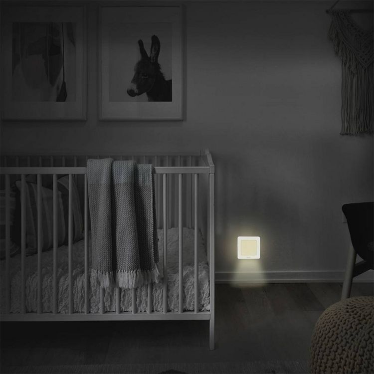 Produktbild: LogiLink LED013 LED013 LED-Nachtlicht mit D&auml;mmerungssensor Quadratisch LED Warmwei&szlig; Wei&szlig;