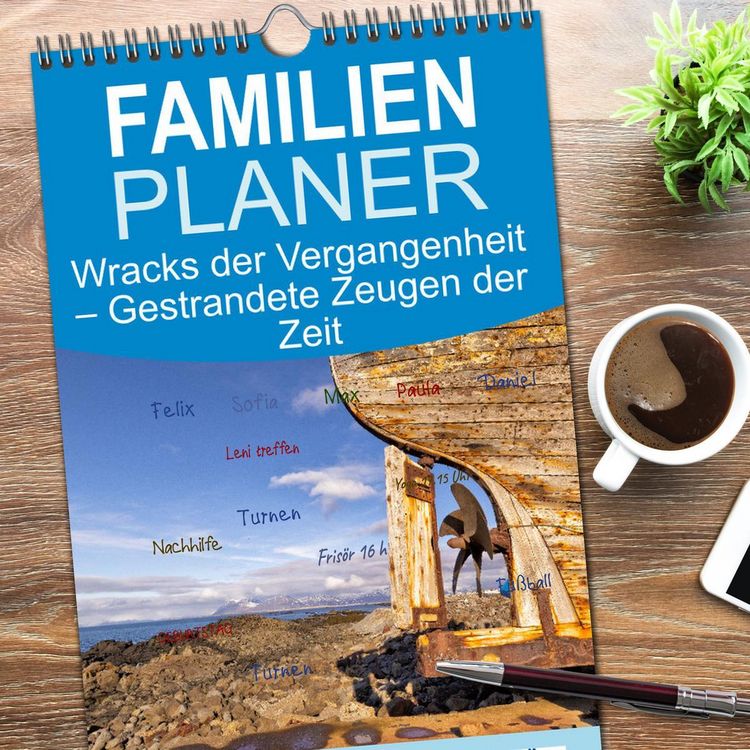 Produktbild: Familienplaner 2026 - Wracks der Vergangenheit &ndash; Gestrandete Zeugen der Zeit mit 5 Spalten (Wandkalender, 21 x 45 cm) CALVENDO