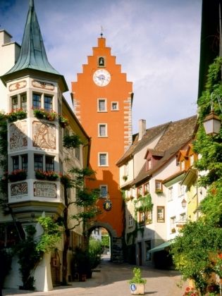 Produktbild: CALVENDO Puzzle Stadttor in der Oberstadt Meersburg | 1000 Teile Lege-Gr&ouml;&szlig;e 64x48cm Foto-Puzzle f&uuml;r gl&uuml;ckliche Stunden