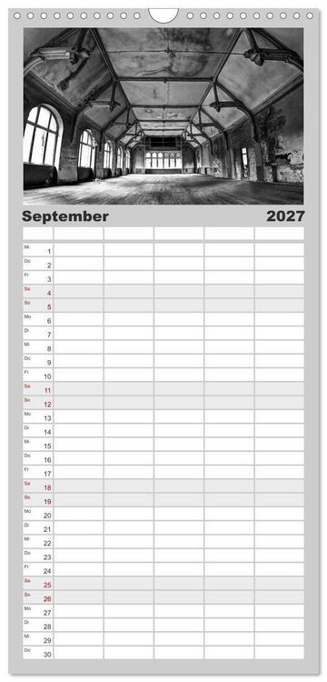 Produktbild: Familienplaner 2027 - Lost Beauty mit 5 Spalten (Wandkalender, 21 x 45 cm) CALVENDO