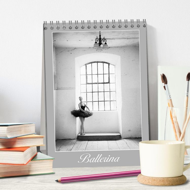 Produktbild: Ballerina (Tischkalender 2026 DIN A5 hoch), CALVENDO Monatskalender