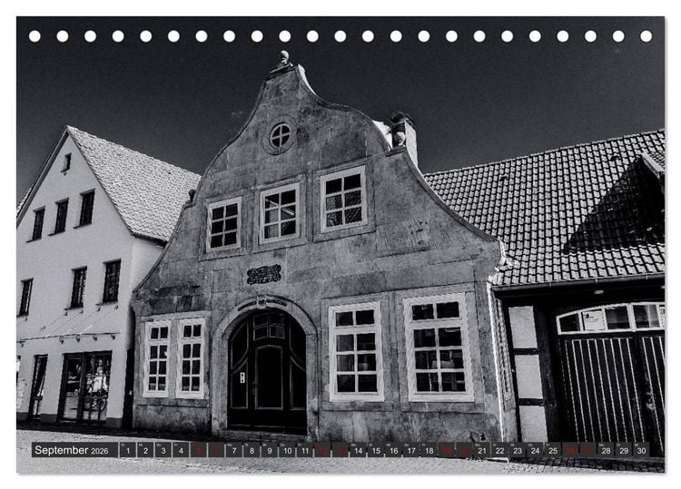 Produktbild: Ein Blick auf Nienburg an der Weser (Tischkalender 2026 DIN A5 quer), CALVENDO Monatskalender