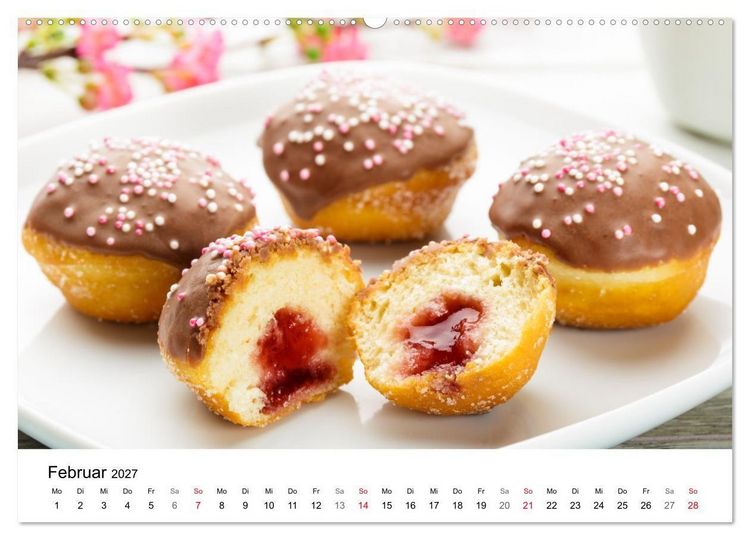 Produktbild: Kuchen, Kekse und Geb&auml;ck - s&uuml;&szlig; und lecker durch das Jahr (Wandkalender 2027 DIN A2 quer), CALVENDO Monatskalender
