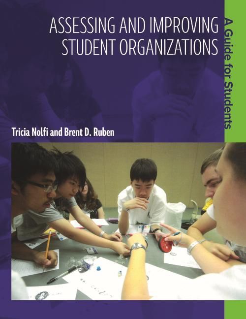 Produktbild: Assessing and Improving Student Organizations