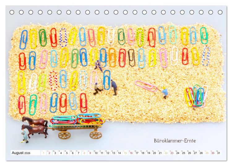 Produktbild: Erdbeerj&auml;ger ... und andere Mini-Welten (Tischkalender 2026 DIN A5 quer), CALVENDO Monatskalender
