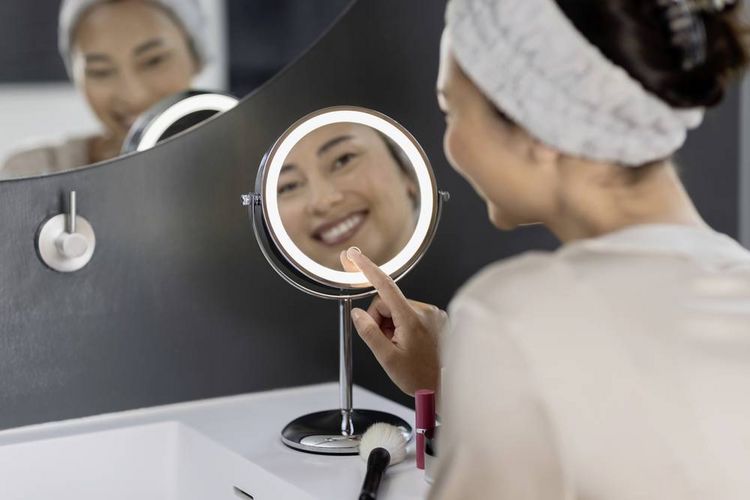 Produktbild: Medisana CM 844 Kosmetikspiegel Mit LED Beleuchtung