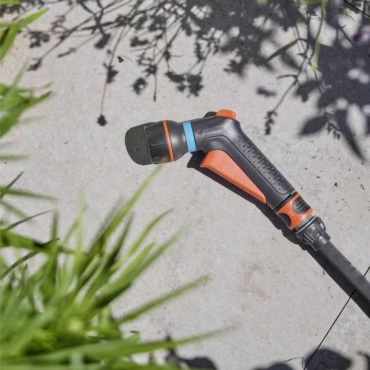 Produktbild: GARDENA 18375-20 Classic Kompakte Multi-Brause Gartenbrause