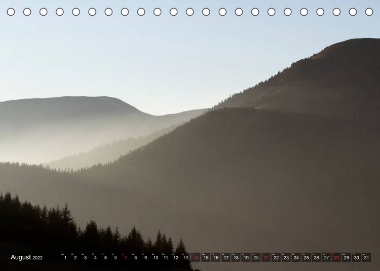 Produktbild: Nebelberge - Zauberhafte Bergwelten (Tischkalender 2022 DIN A5 quer)
