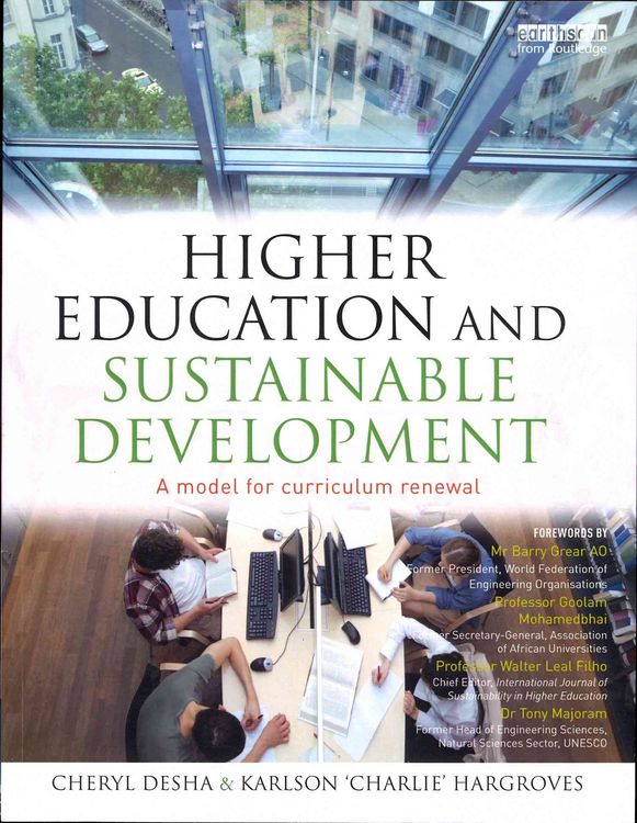 Produktbild: Desha, C: Higher Education and Sustainable Development