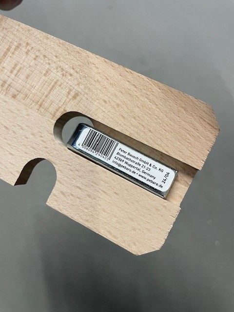 Produktbild: PEBARO 24/04 - Zwinge f&uuml;r Laubs&auml;getischchen, 40 mm Spannweite, vernickelt, Laubs&auml;gezwinge