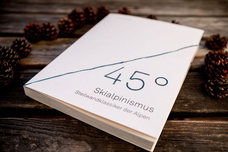 Produktbild: 45&deg; &ndash; Skialpinismus: Steilwandklassiker der Alpen