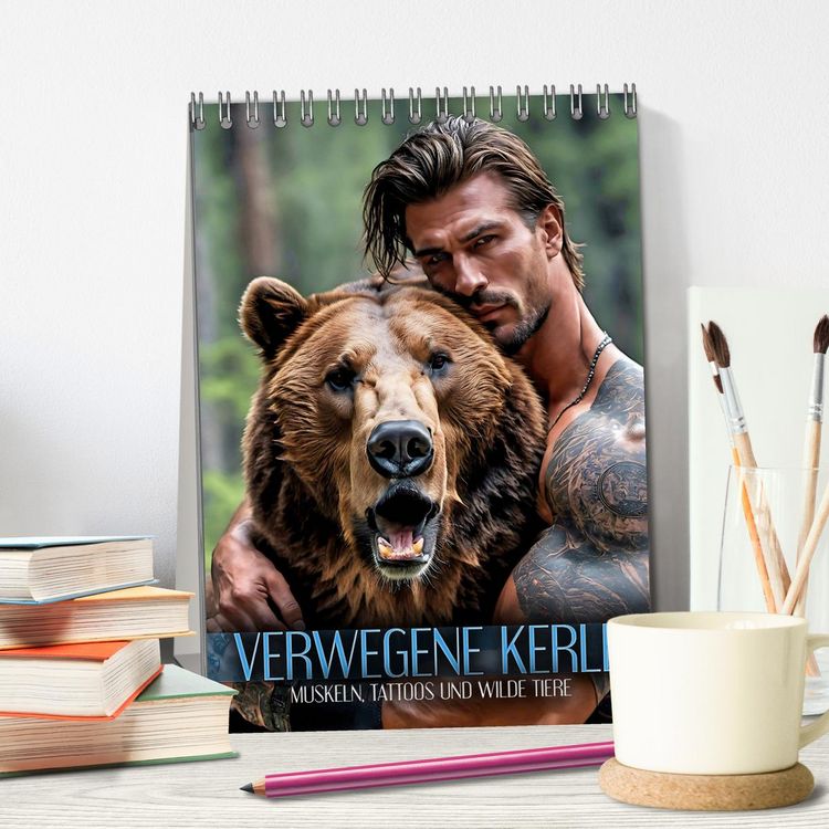 Produktbild: Verwegene Kerle - Muskeln, Tattoos und wilde Tiere (Tischkalender 2026 DIN A5 hoch), CALVENDO Monatskalender