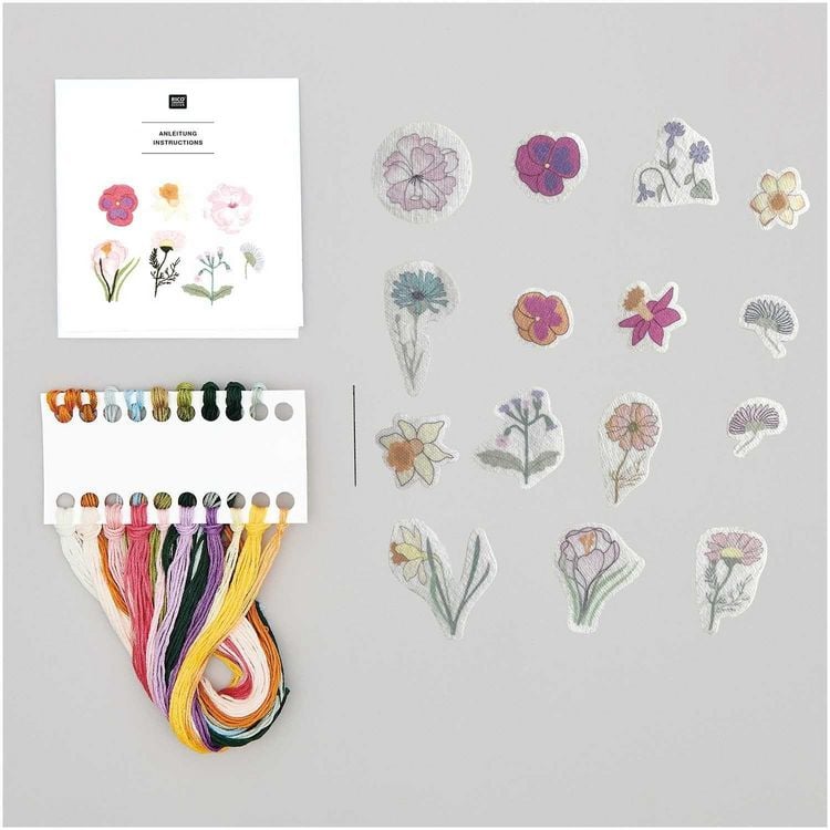 Produktbild: Stick & Stitch Packung Fr&uuml;hlingsblumen, inkl. wasserl&ouml;slicher Stickvorlage, inkl. wasserl&ouml;slicher, bedruckter Stickvorlage, Stickg