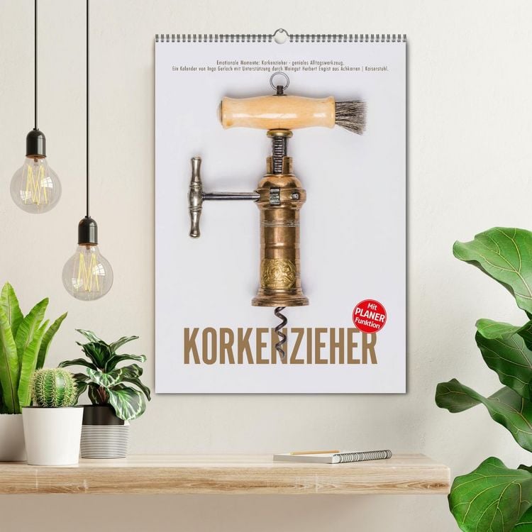 Produktbild: Emotionale Momente: Korkenzieher - geniales Alltagswerkzeug. Planer. (Wandkalender 2026 DIN A2 hoch), CALVENDO Monatskalender