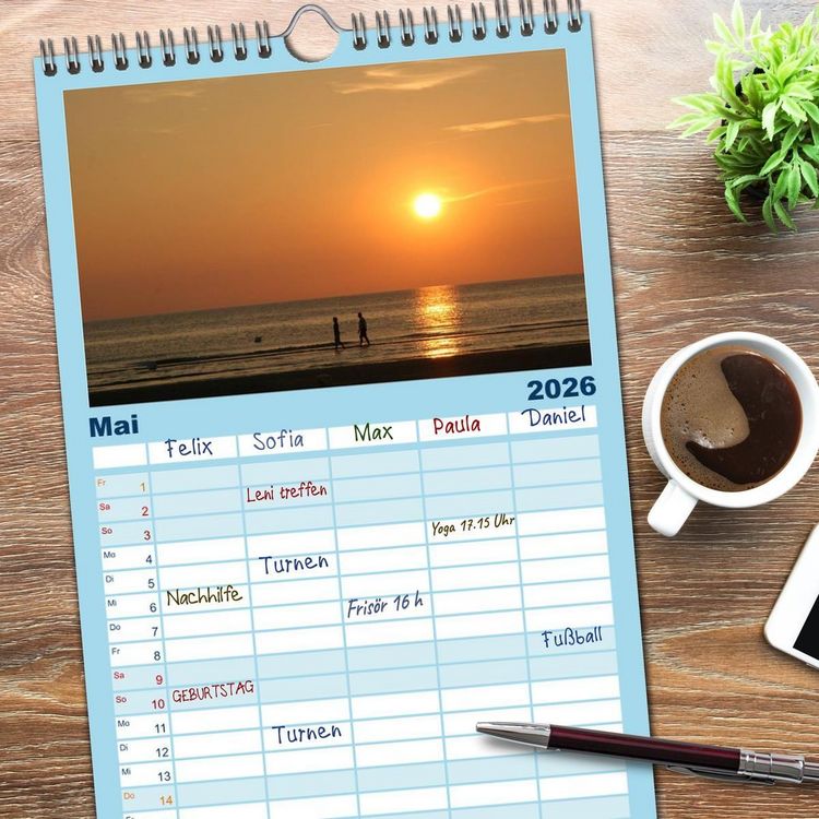 Produktbild: Familienplaner 2026 - Nordsee - Lichtstimmungen an der K&uuml;ste mit 5 Spalten (Wandkalender, 21 x 45 cm) CALVENDO